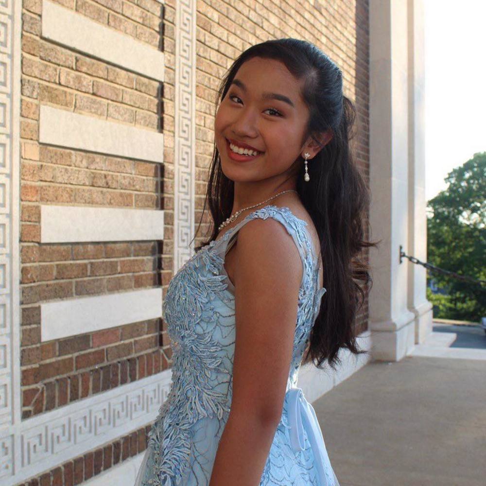 Meet your Posher, Danica